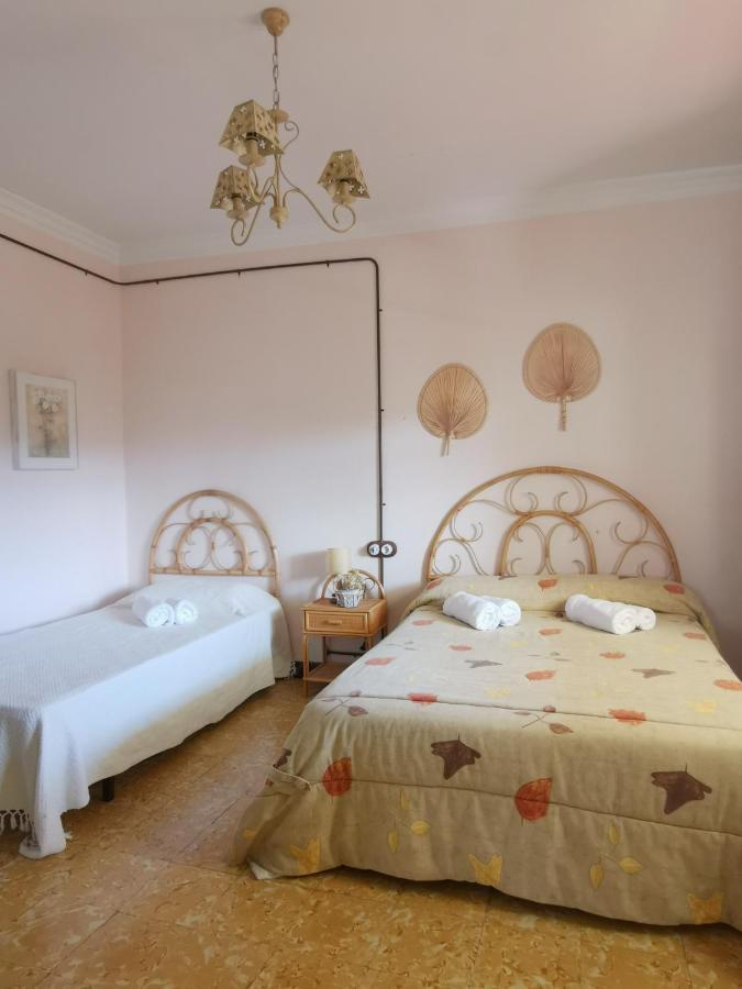 Villa Les Violetes Serra de Almos Esterno foto